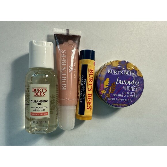 Burt's Bees Kit: Lip Balm,Lavender Lip Butter, Lip Shine & Cleansing Oil-4 PCS - Picture 1 of 10